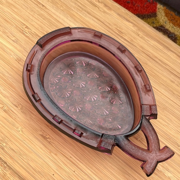 EAPG Amethyst Daisy and Button Horseshoe Dish - Picture 3 of 3